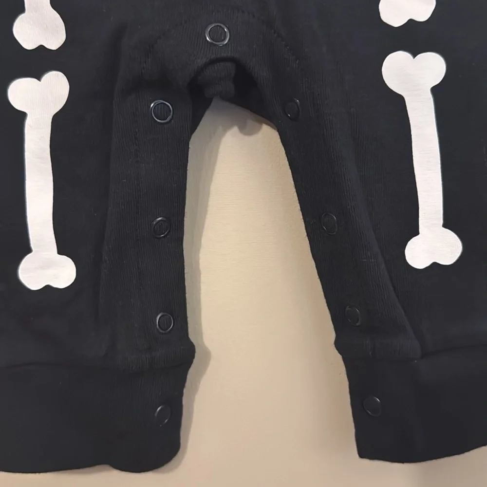 NWT- Carter's one piece skeleton black sleeper